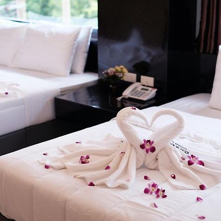 Rest@Ratchada Hotel Bangkok Extérieur photo
