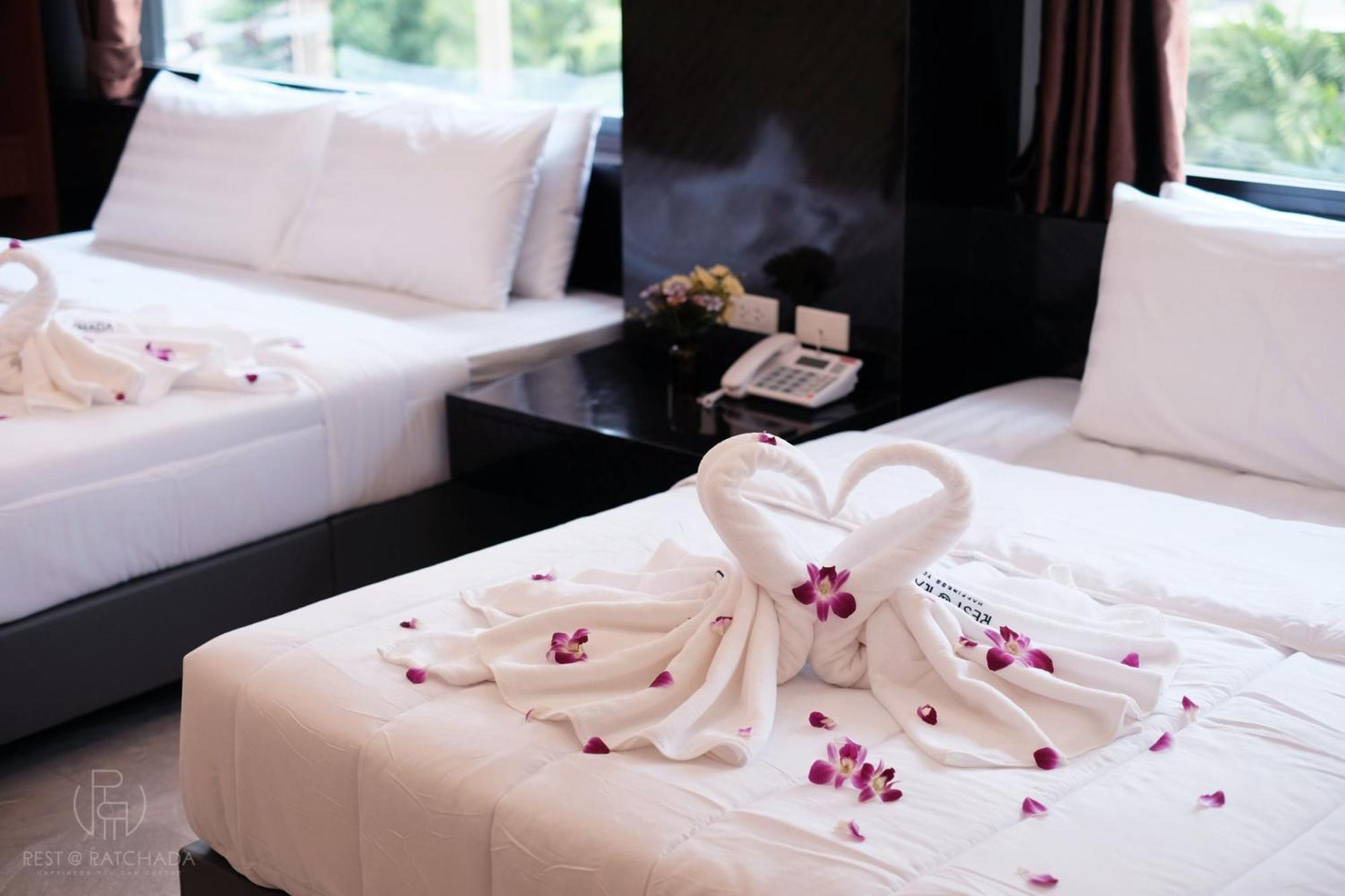 Rest@Ratchada Hotel Bangkok Extérieur photo