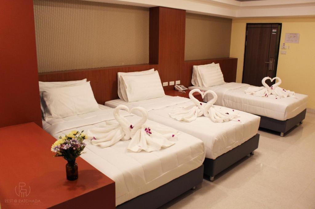 Rest@Ratchada Hotel Bangkok Extérieur photo