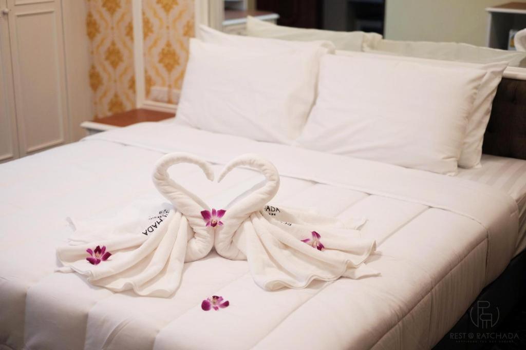 Rest@Ratchada Hotel Bangkok Extérieur photo